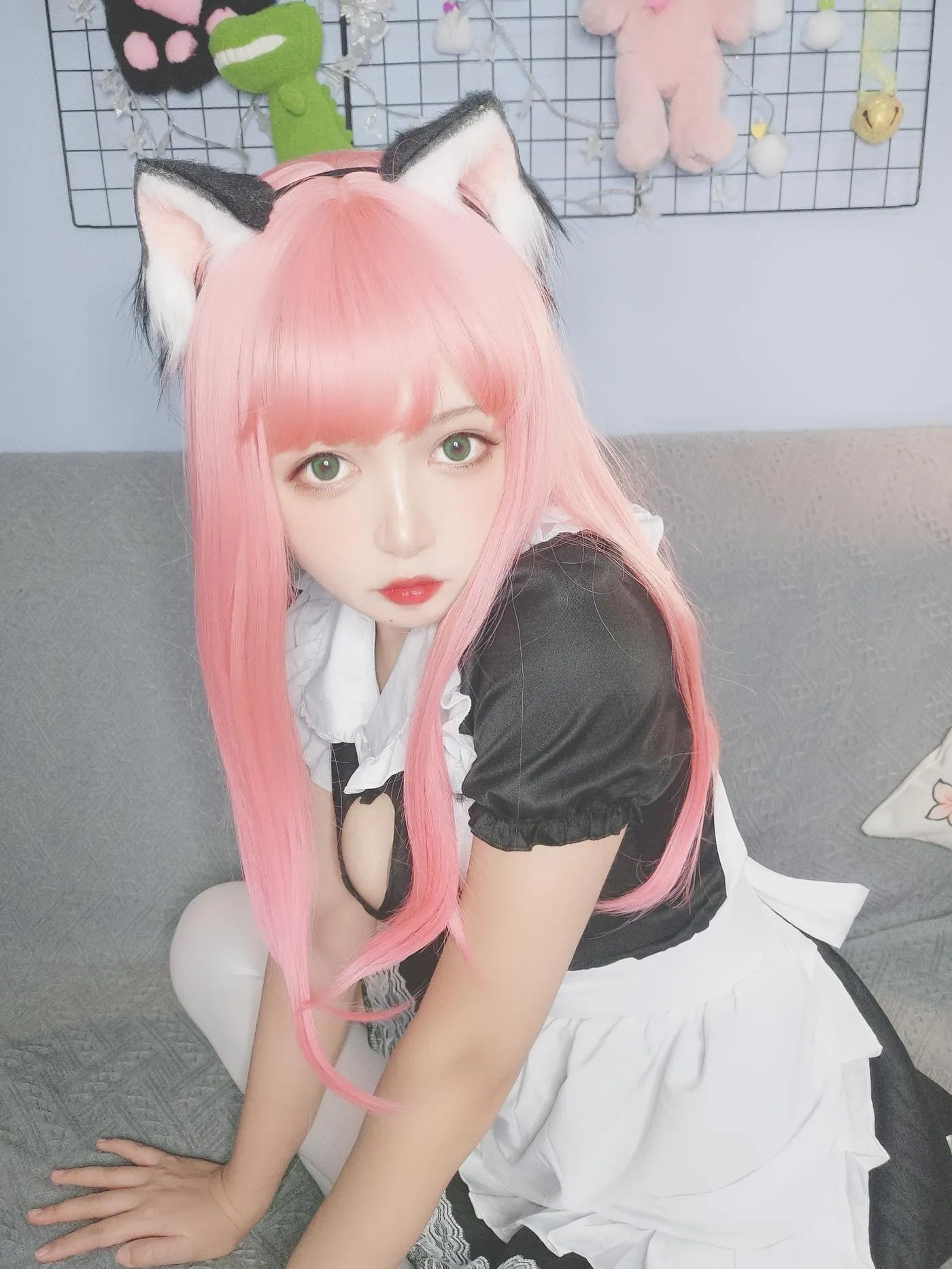 黑猫猫OvO – NO.08 猫女仆自拍 [13P]插图